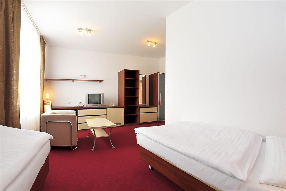 Hotel Color Bratislava Extérieur photo