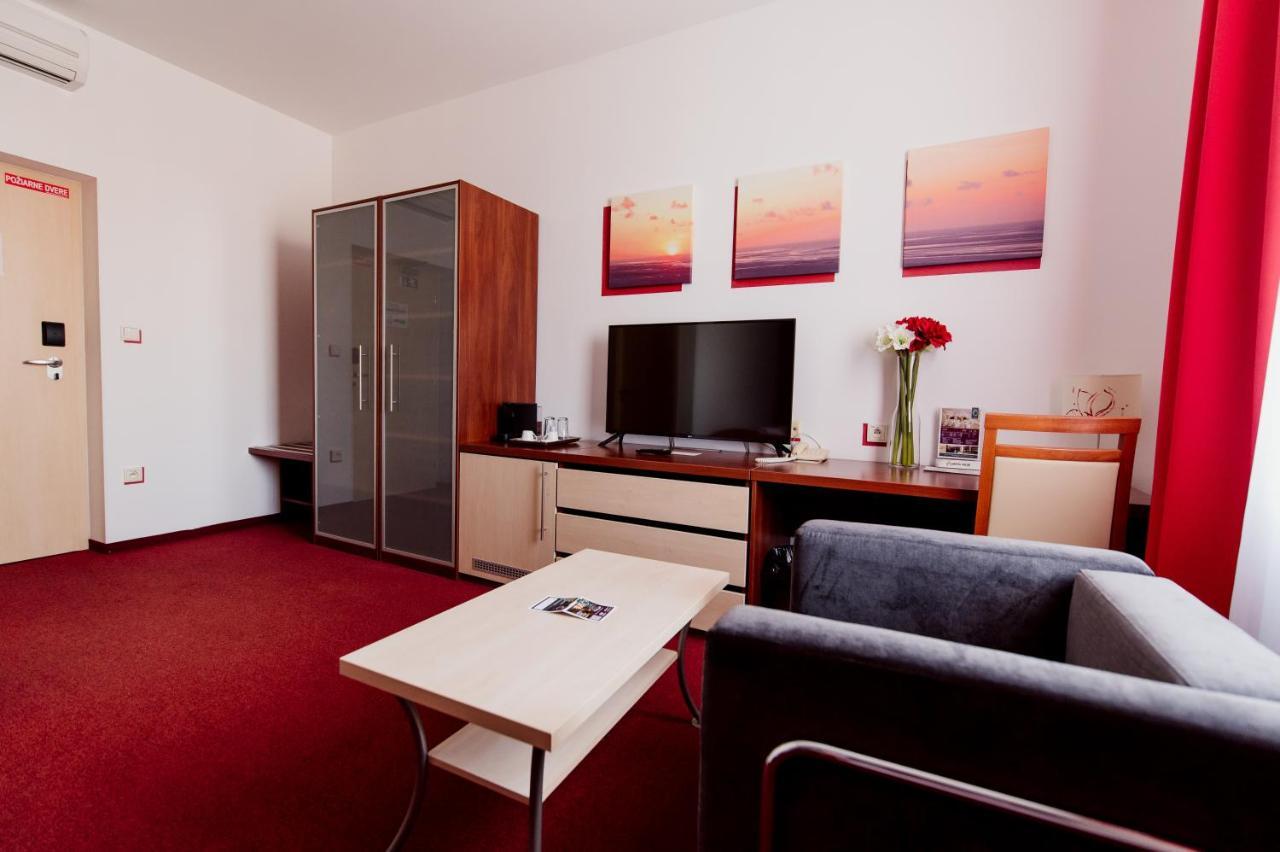 Hotel Color Bratislava Extérieur photo