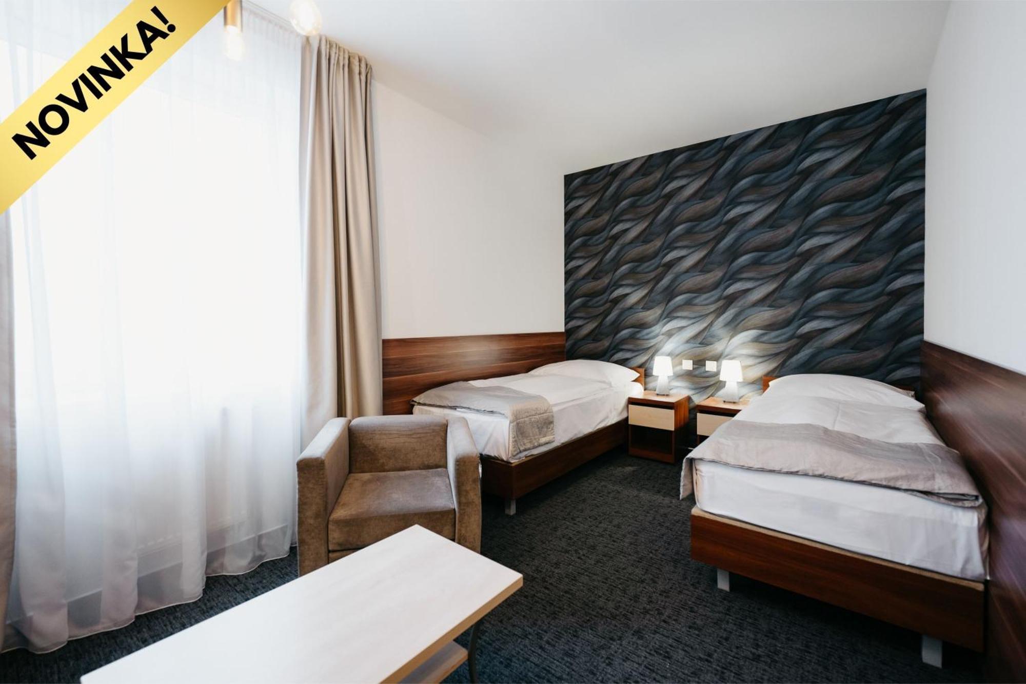 Hotel Color Bratislava Chambre photo